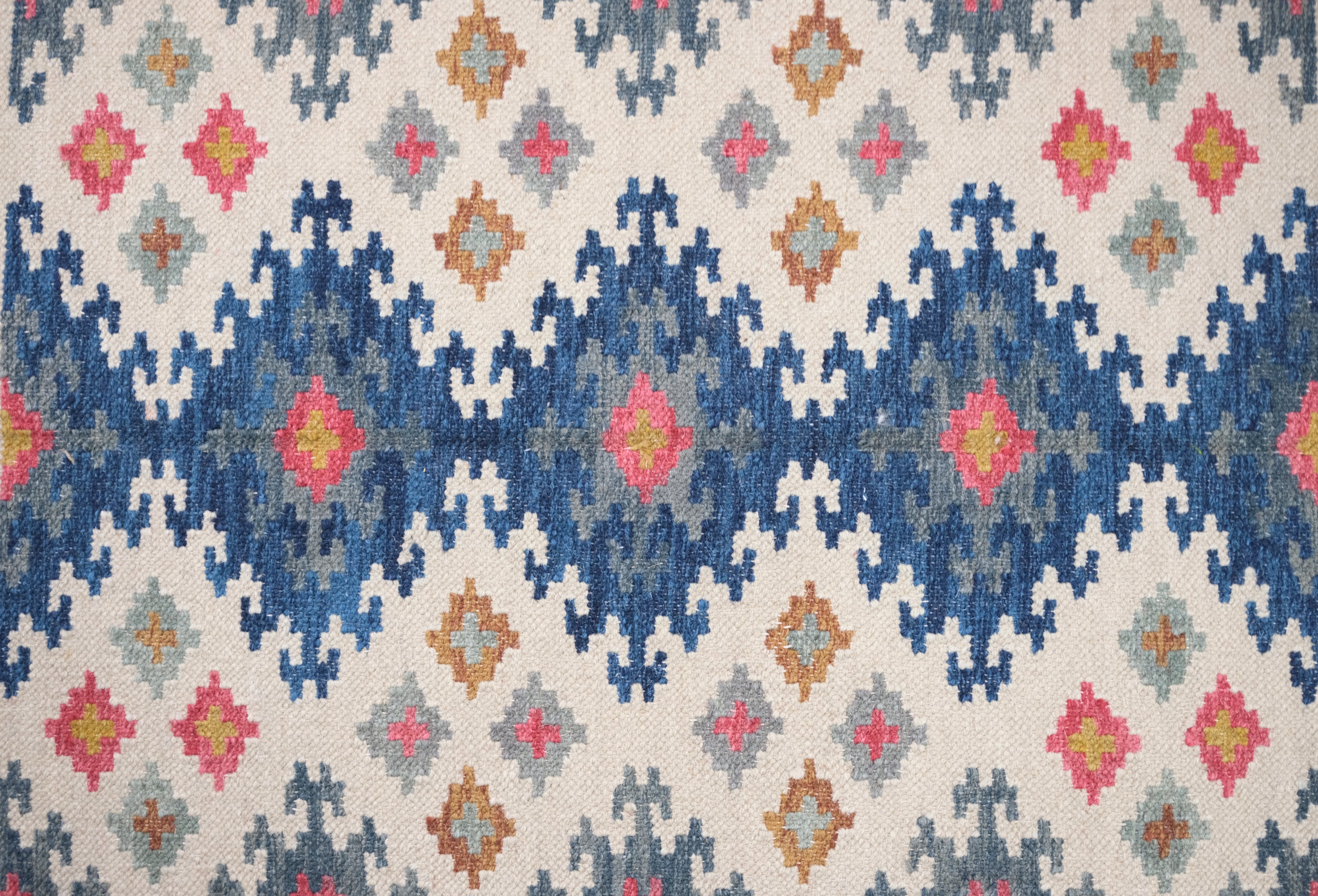 Kargha Rug 180 x 120 cm