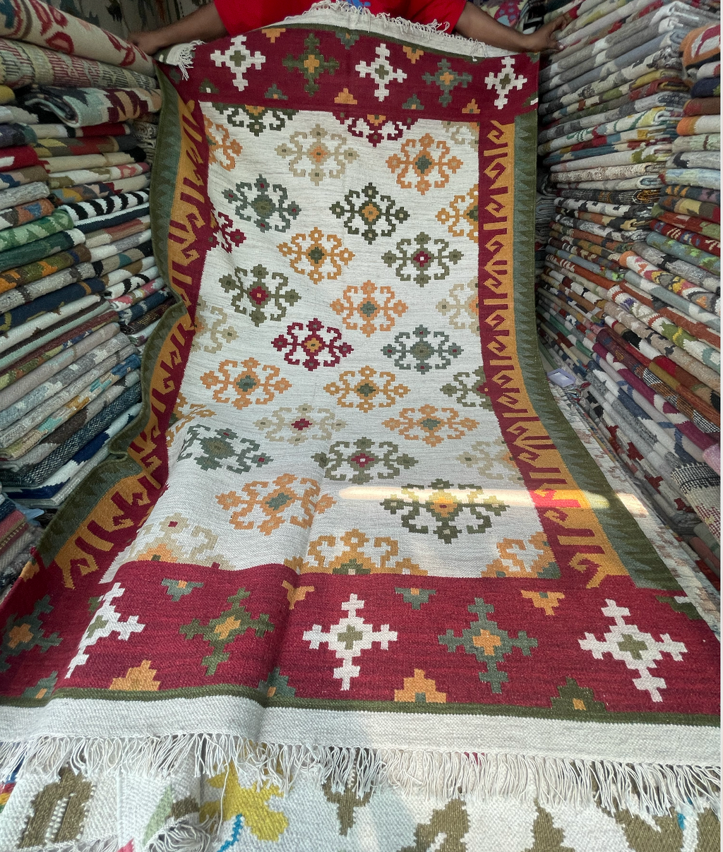 Ganga Rug 244 x 152 cm