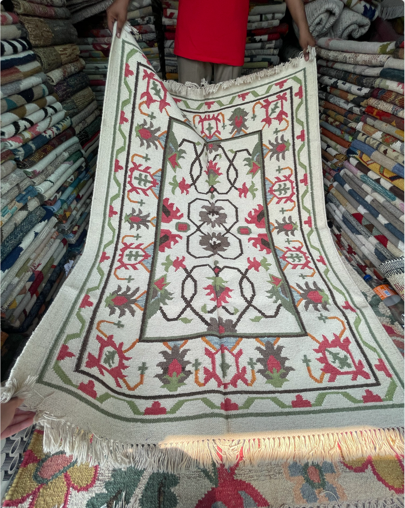 Mandala Rug 180 x 120 cm