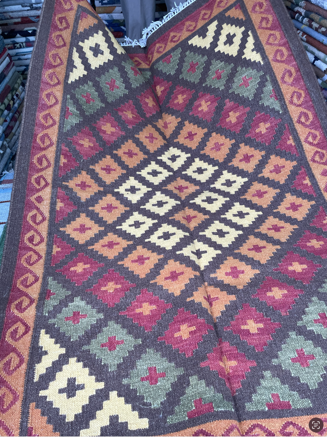 Vanya Rug 180 x 120 cm
