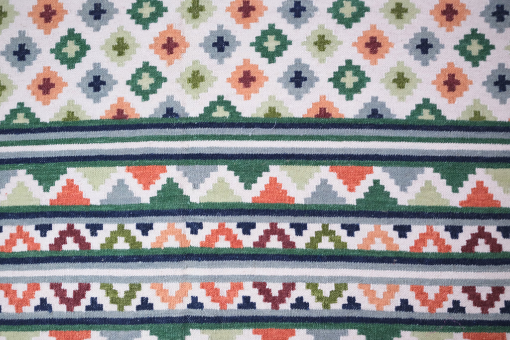 Raha Rug 240 x 170 cm