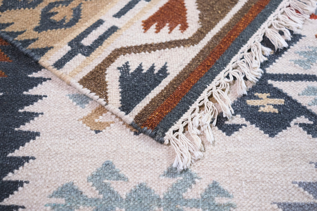 Prithvi Rug 240 x 170 cm