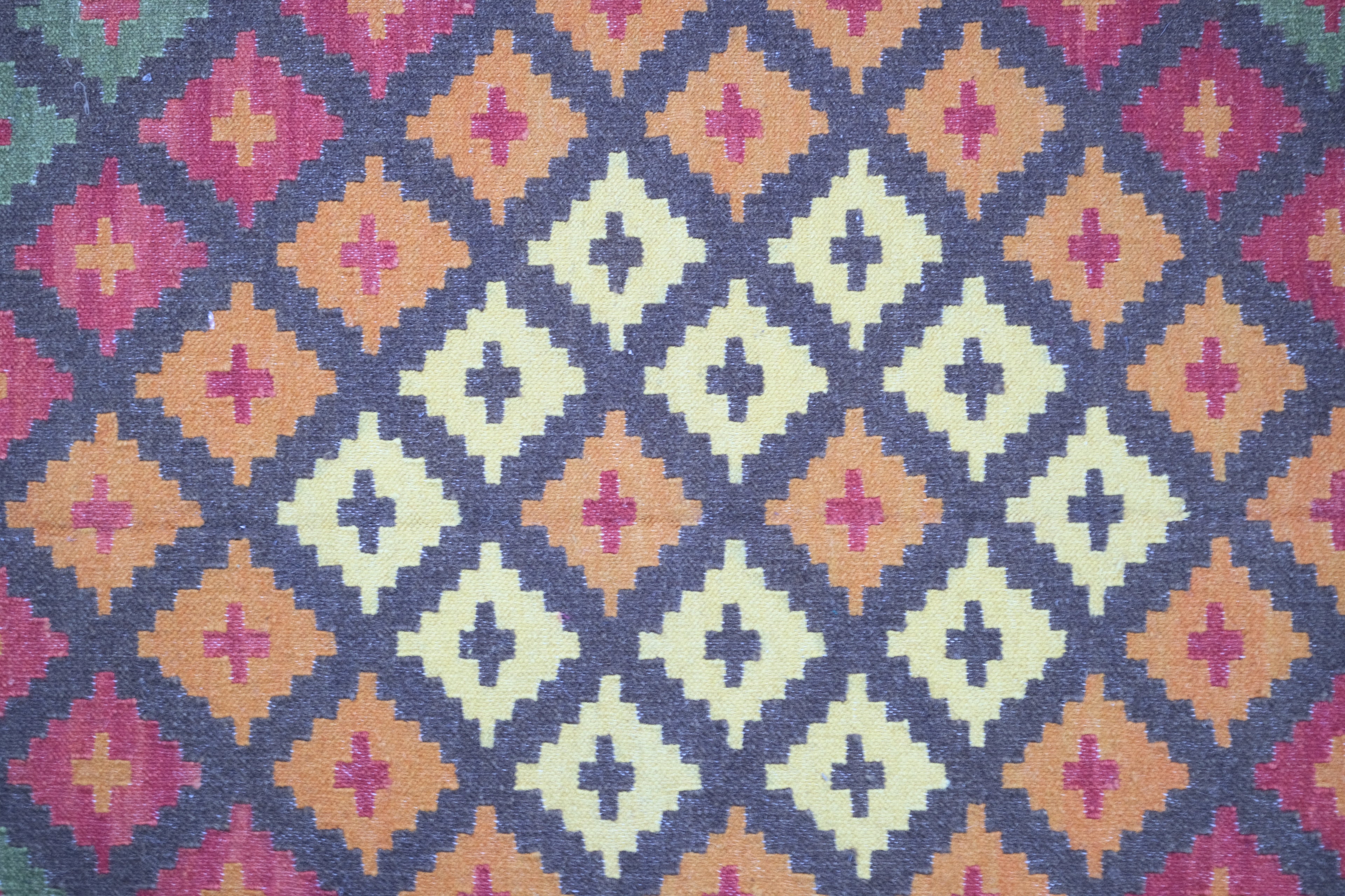 Vanya Rug 180 x 120 cm